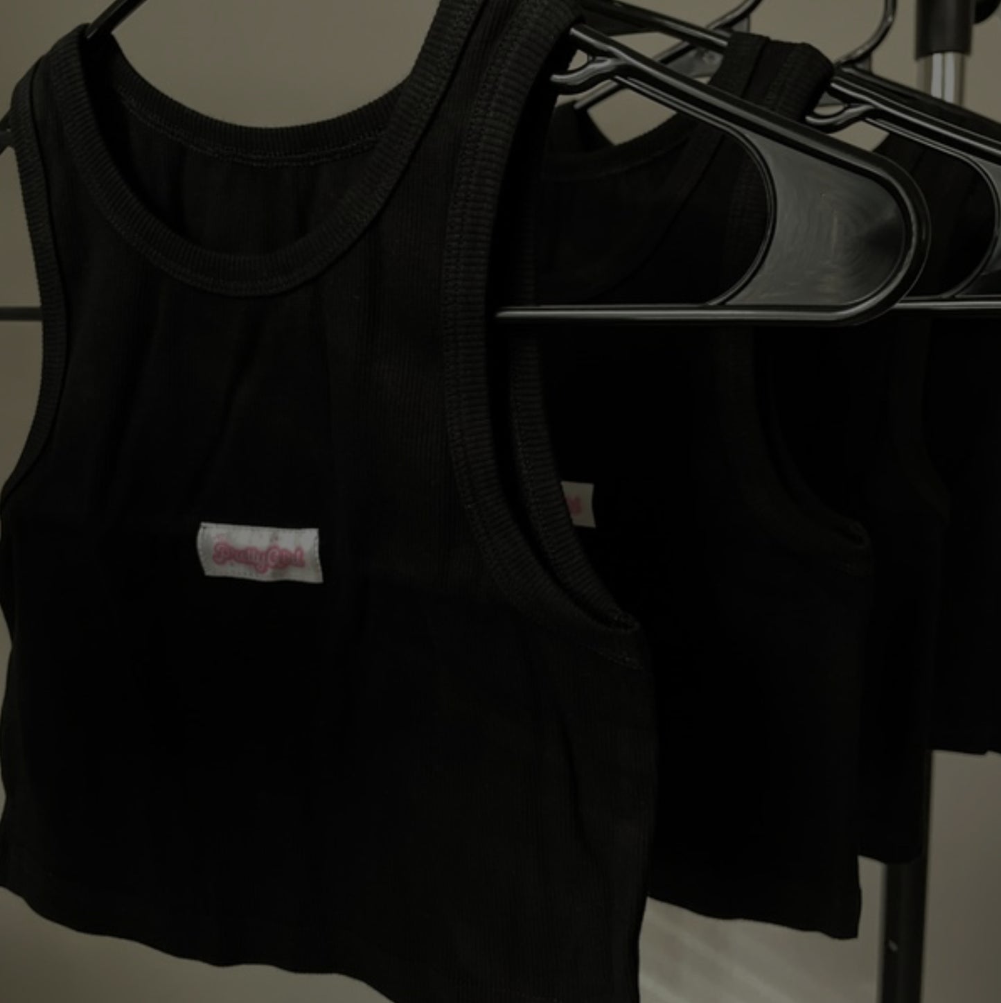 A1PG - Black Lounge Set